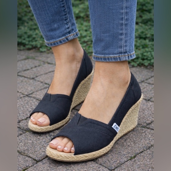 Toms Shoes - Toms Black Canvas Woven Wedges Open Toe Women Size 7.5W